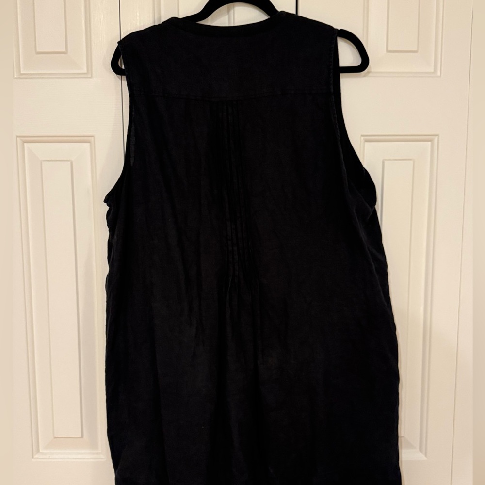 Quince Black Sleeveless Tunic - Picture 4 of 6